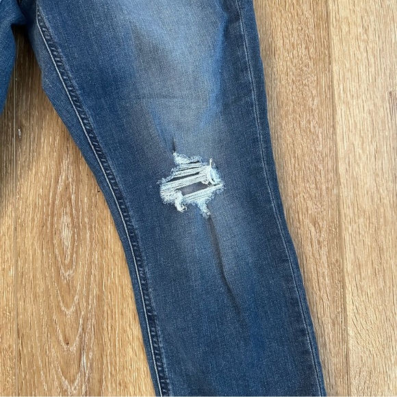 J.Crew Mercantile Women’s Distressed Frayed Hem Medium Wash Jeans Sz 29 GUC - Picture 3 of 8